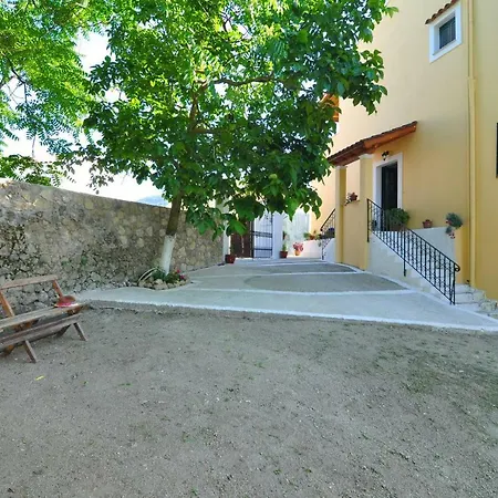 Σπίτι διακοπών Lotza House